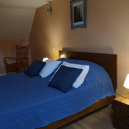 Maisonnette La Bienvenue Holiday home Trainel